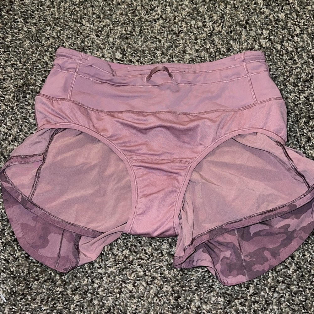 Lululemon High Rise Speed Up Short - Picture 4 of 5